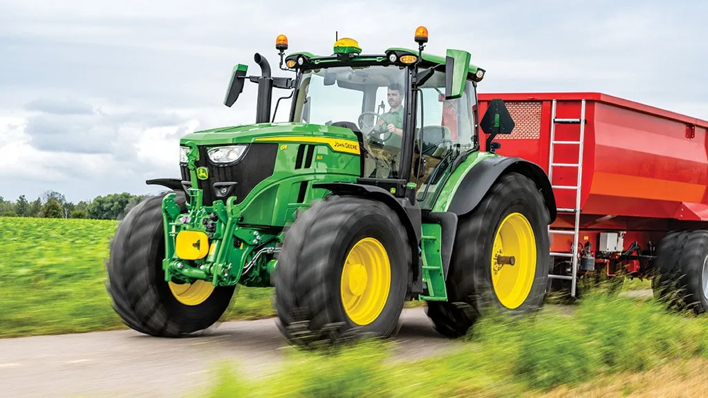 John Deere 5065E