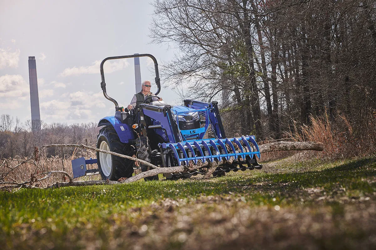 LS Tractor MT473