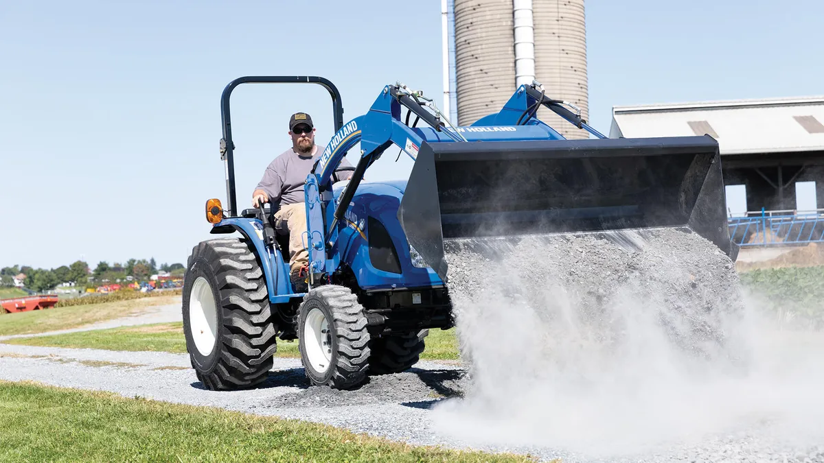 New Holland Workmaster 33
